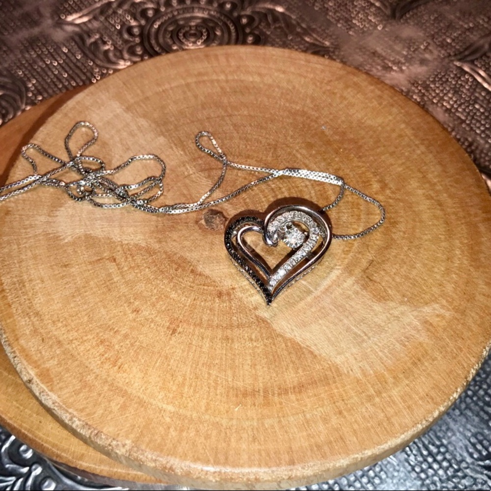 KAY necklace